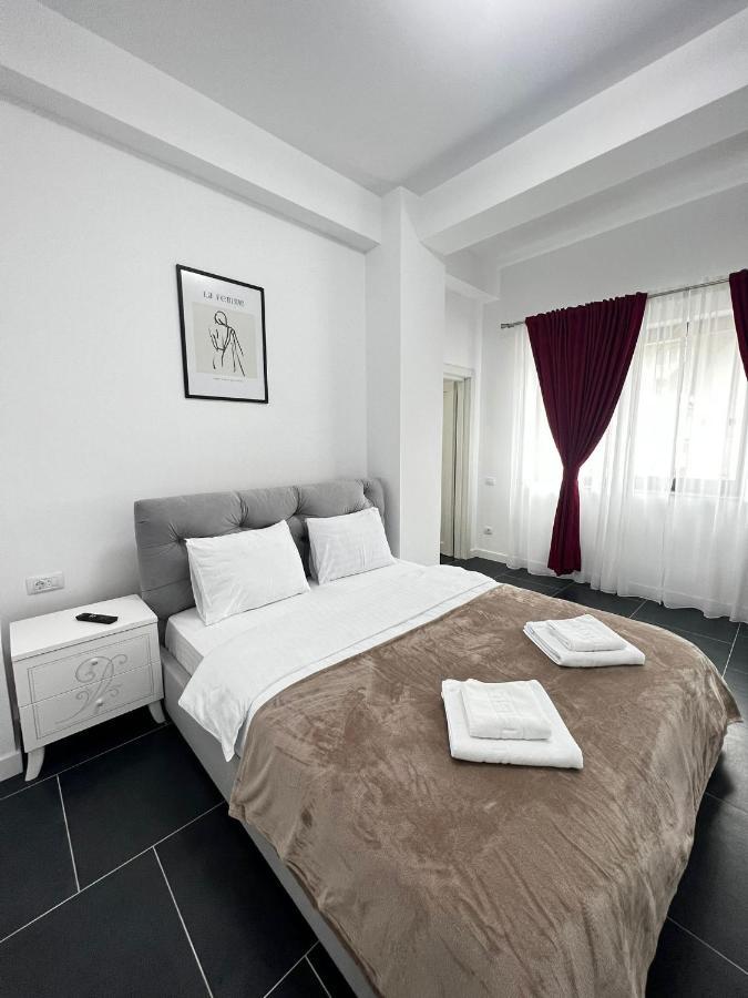 Luxury Cozy Apartments - City Center Suceava Bagian luar foto