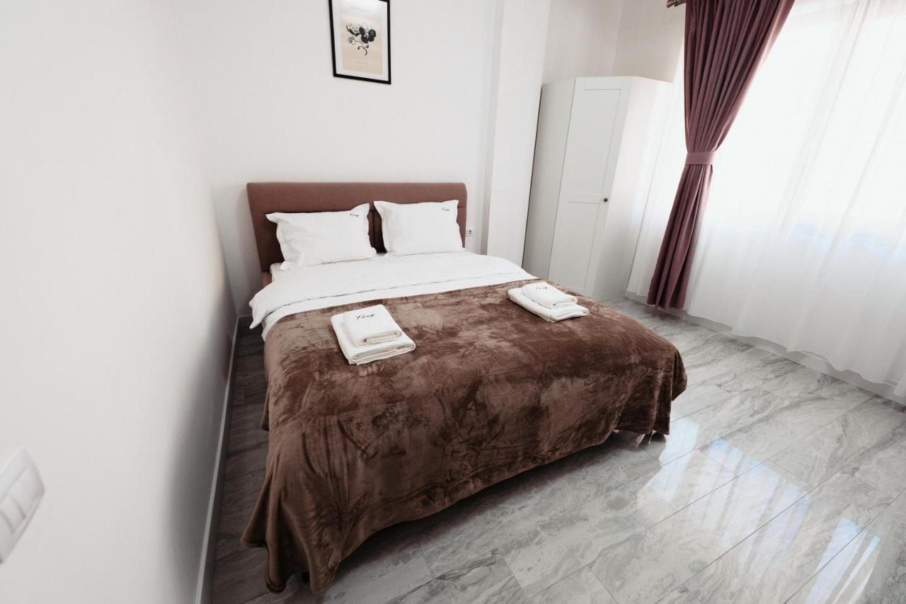 Luxury Cozy Apartments - City Center Suceava Bagian luar foto